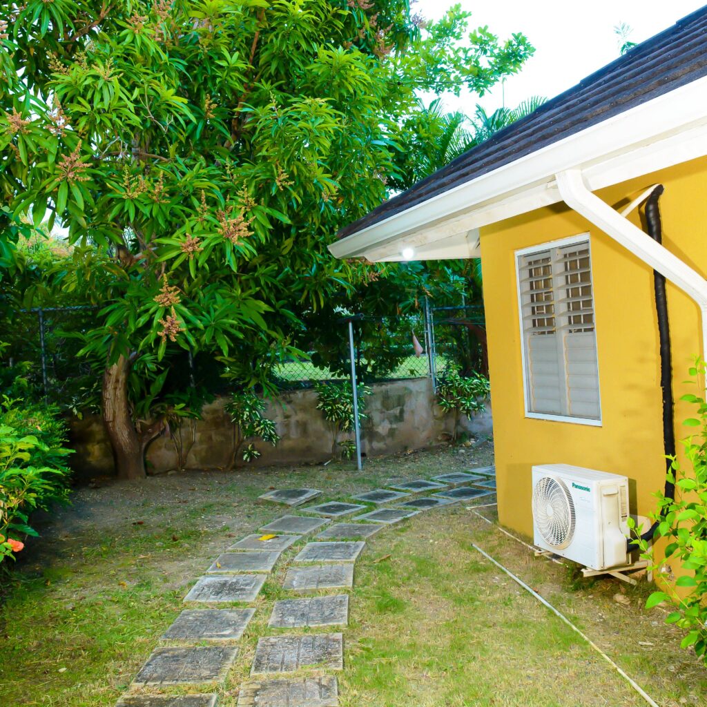 AirBnB Photoshoot L (20)